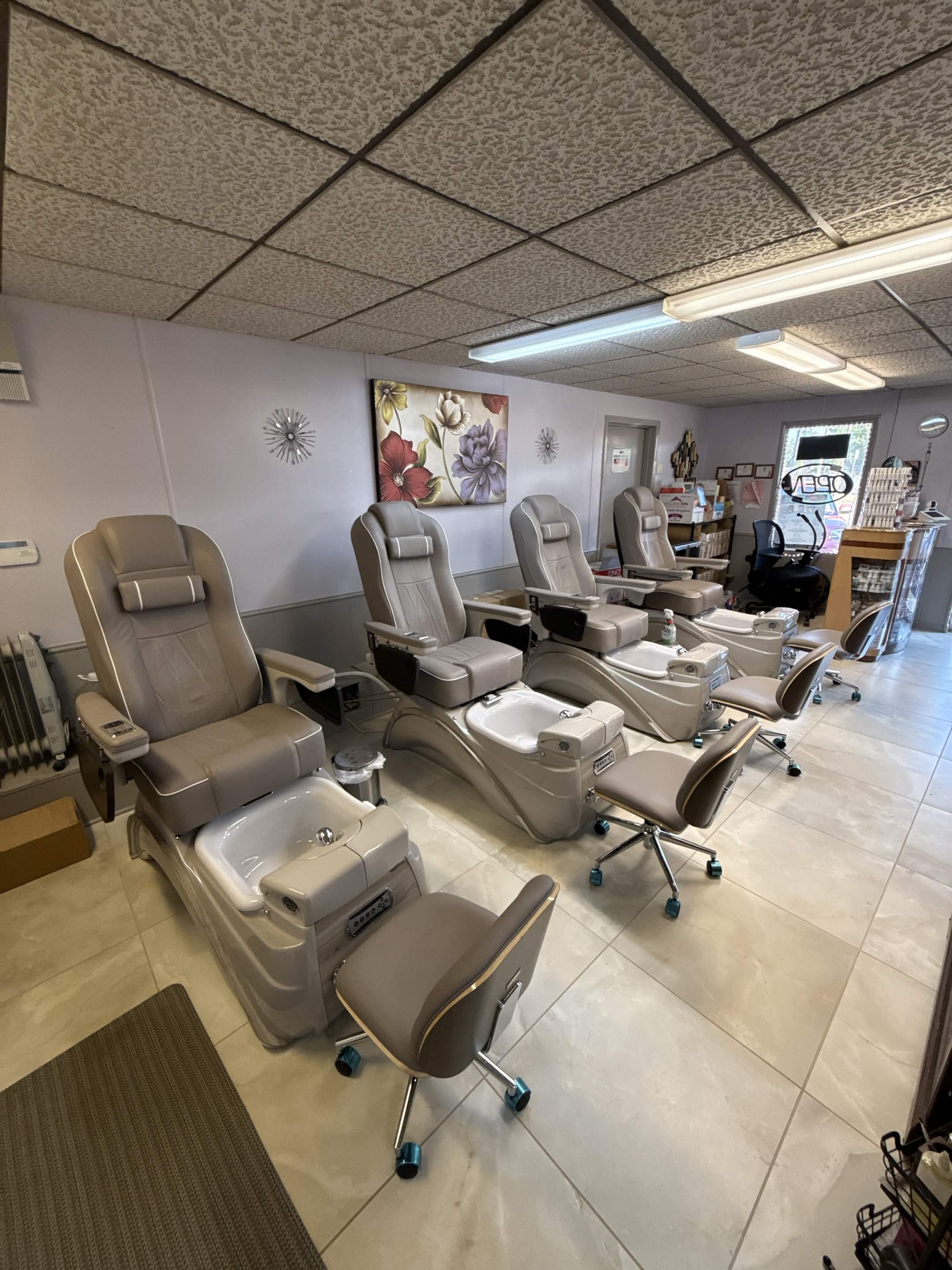 Pedicure massage chairs at Kim's Nail & Spa